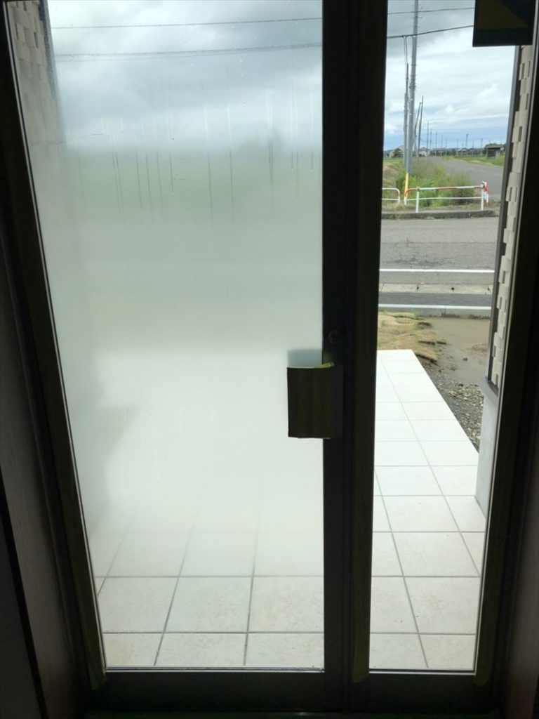 事務所ガラスのグラデーションフィルム施工